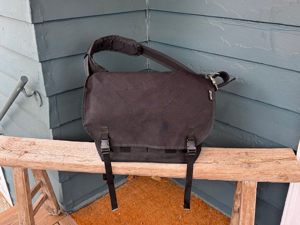 RELoad Messenger Bag Seattle 2000s | Rad Bazaar