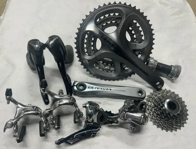 Shimano Ultegra / 105 6703 / 6600/ 5600 10s Triple 3x10 Groupset