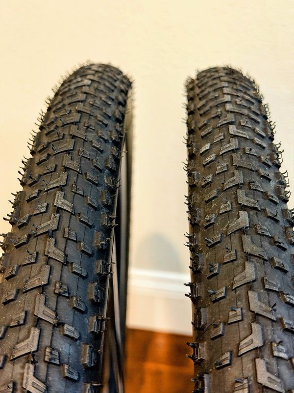 DT Swiss G540 Road/Gravel 700c Wheelset, w/ Vittoria Mezcal 700x44