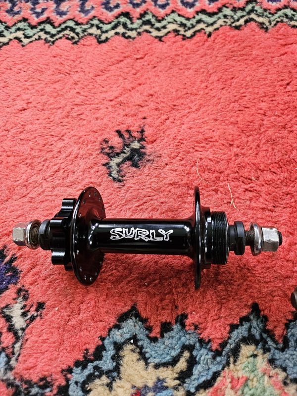 Surly Singlespeed Disc Rear Hub - 135mm 6 Bolt Freewheel 32H | Rad